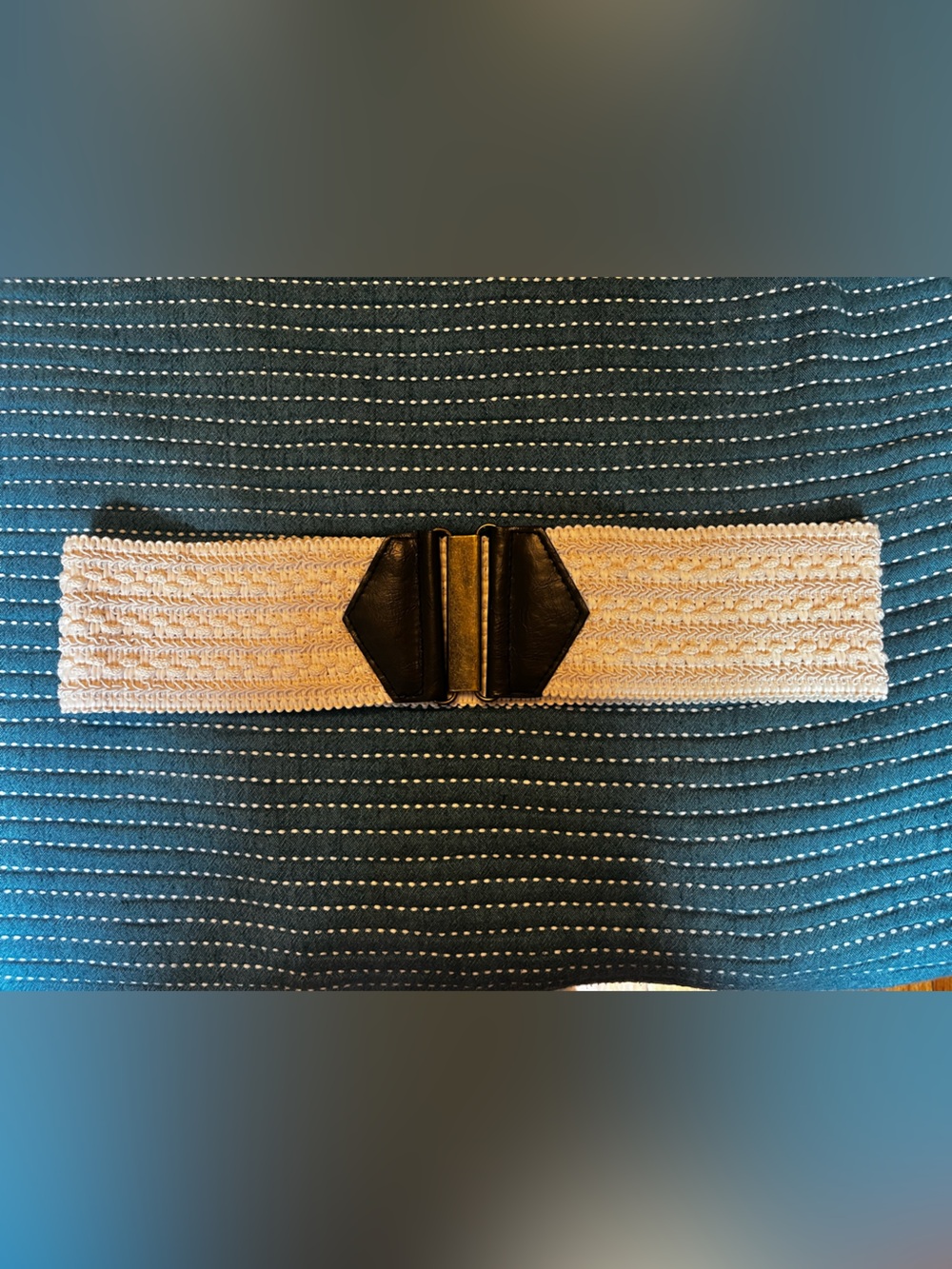 Cream Elastic Stretch Belt with Black Accent Closure